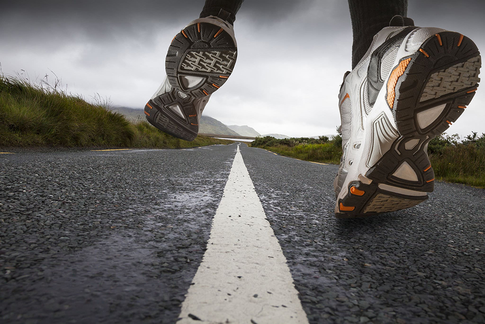 Ενδυνάμωση δρομέων: 5 κανόνες για να τρέξεις γρηγορότερα