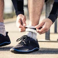 Πρέπει να φοράμε συγκεκριμένες κάλτσες όταν τρέχουμε;