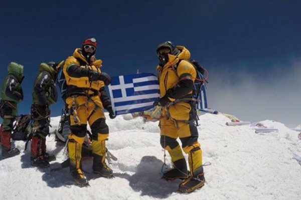 Ο Αντώνης Συκάρης στο runnfun.gr πριν την αποστολή στην 3η ψηλότερη κορυφή του κόσμου!