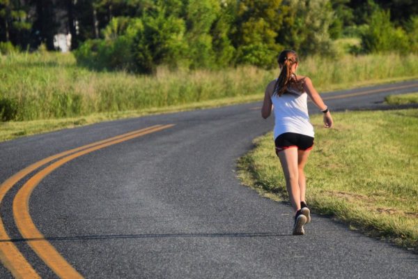 Περίοδος και τρέξιμο: Τι επιπτώσεις έχει στο σώμα μιας γυναίκας;