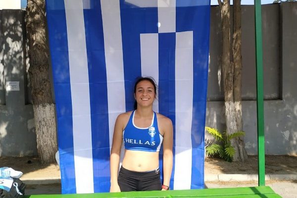 Πανελλήνιο ρεκόρ από την Πολυνίκη Εμμανουηλίδου στα 100 μ.