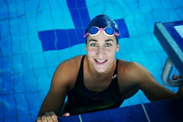 Κολύμβηση: Πανελλήνιο ρεκόρ στα 50μ ύπτιο (πισίνα 25μ.) η Νόρα Δράκου